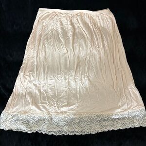 SHEIN, Cream Lace Trim Slip, Size L